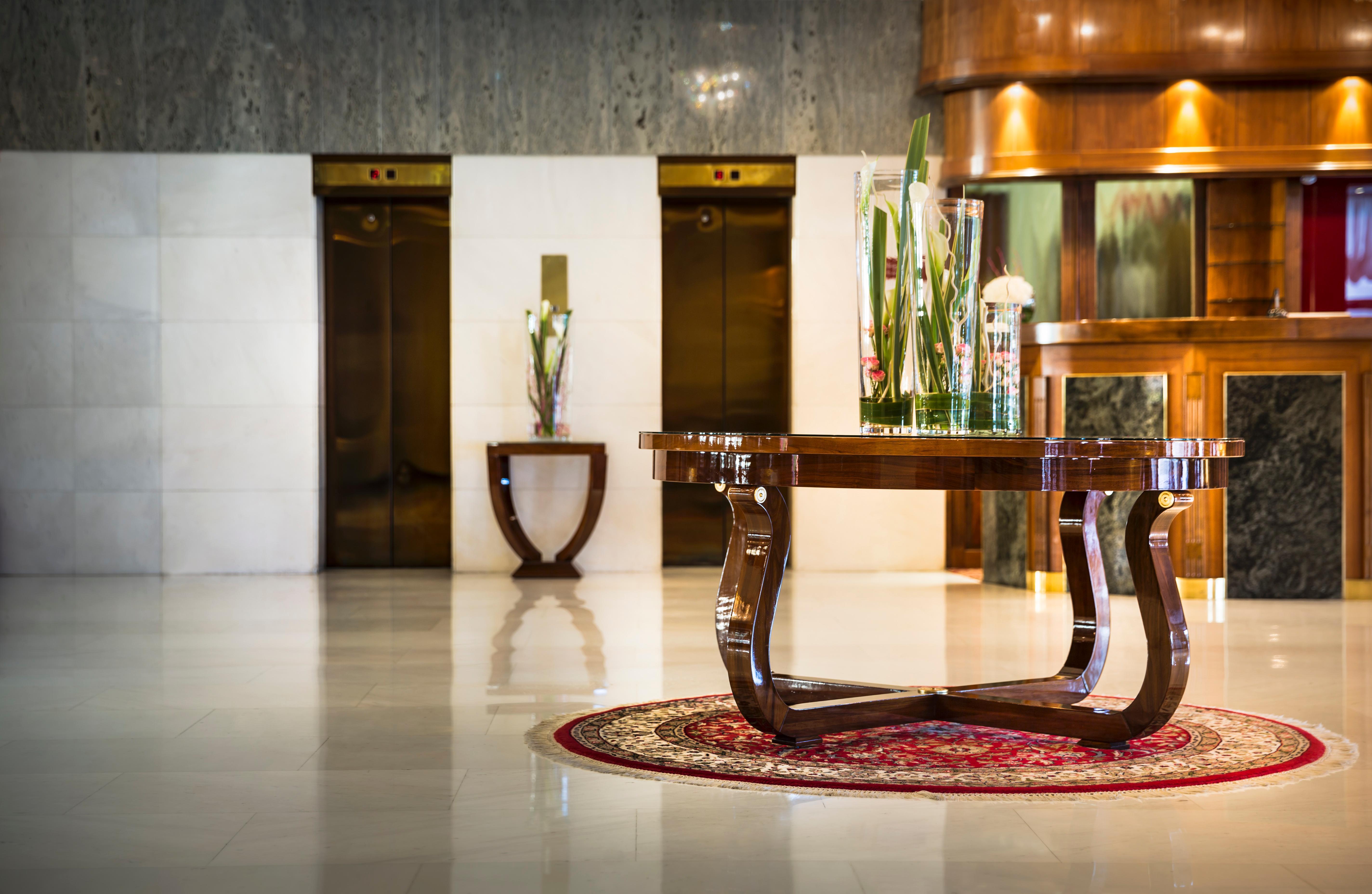 Remisens Hotel Metropol Portorož Exterior foto The lobby of the hotel
