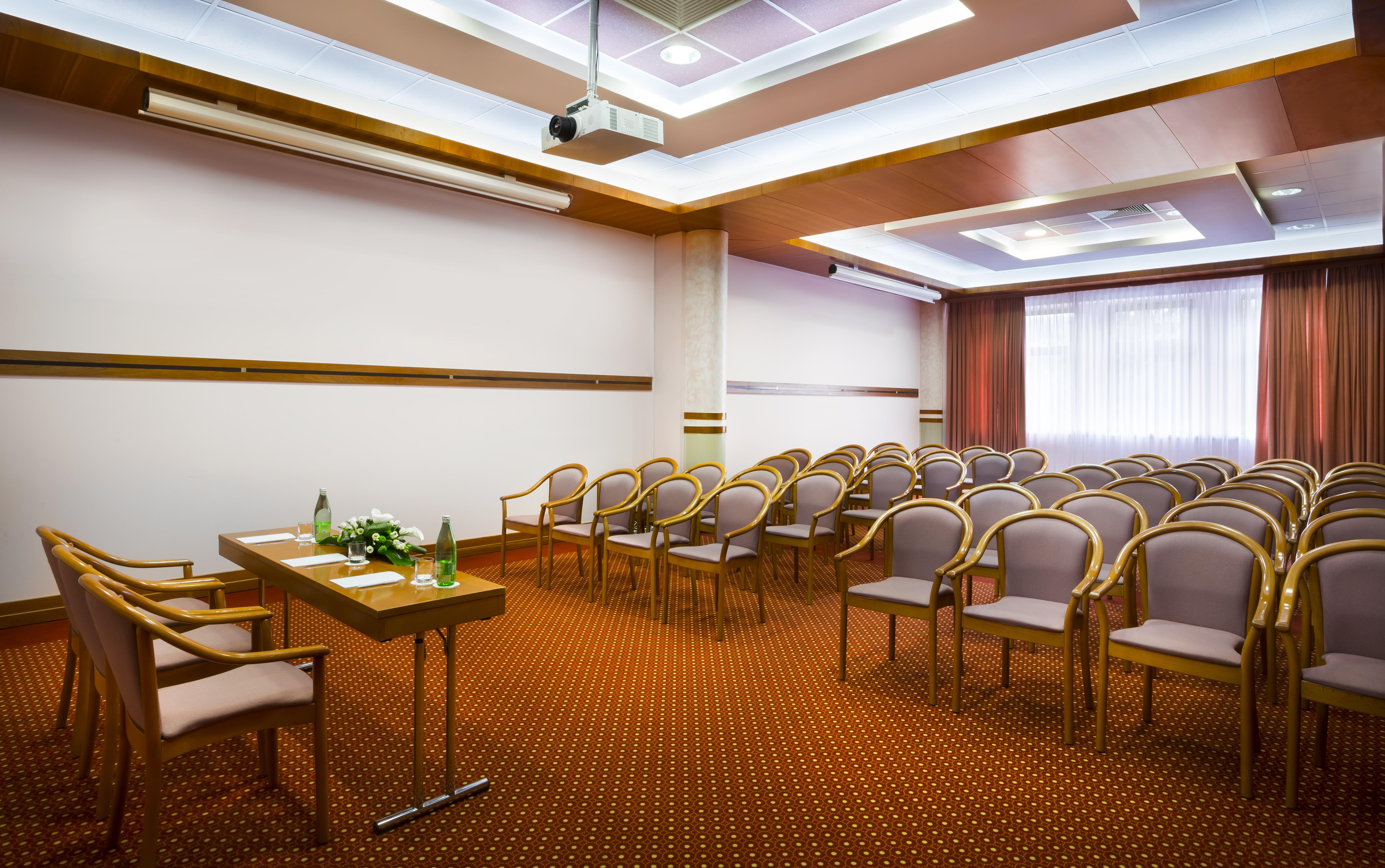 Remisens Hotel Metropol Portorož Exterior foto Conference room