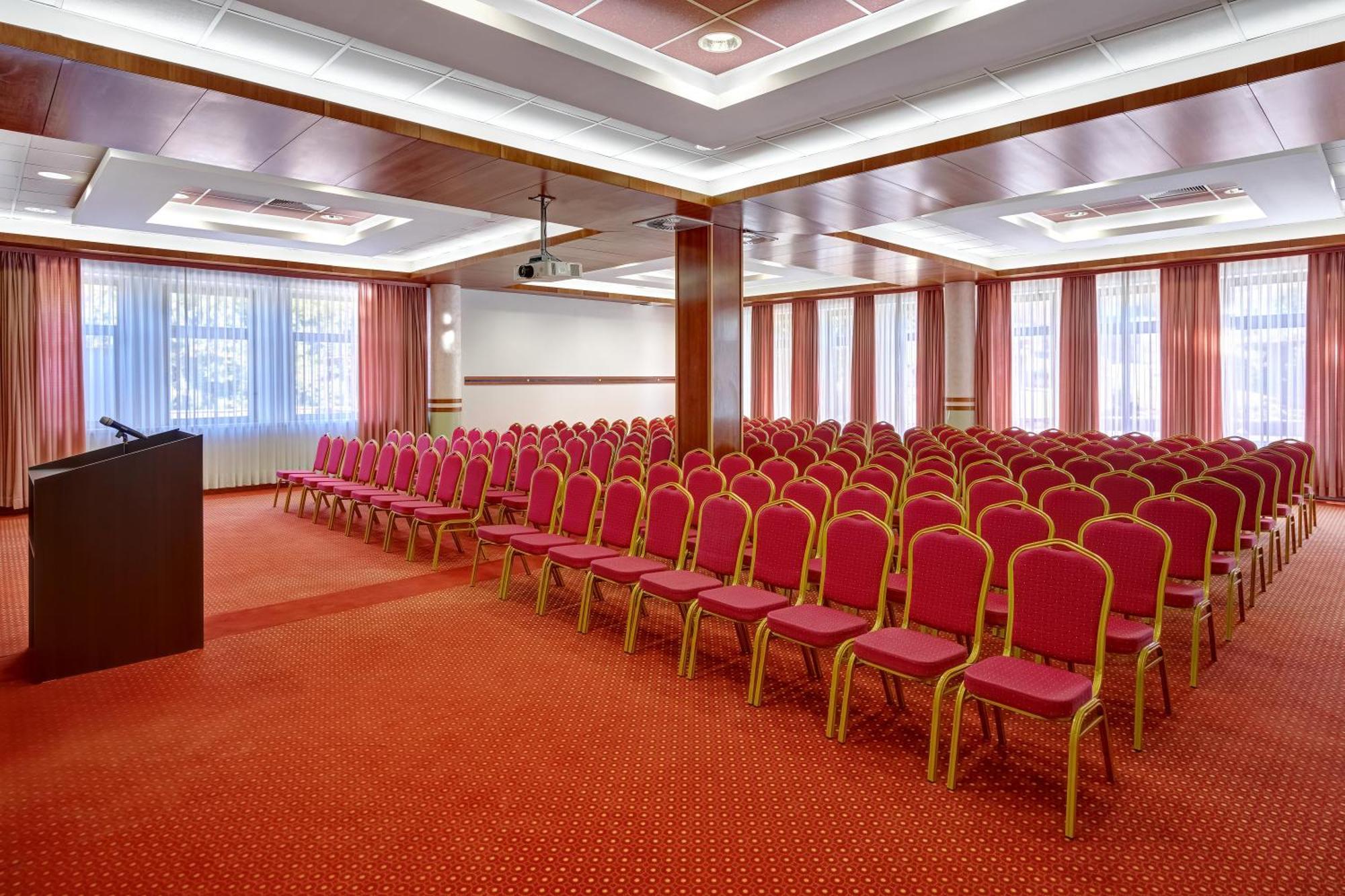 Remisens Hotel Metropol Portorož Exterior foto Conference room